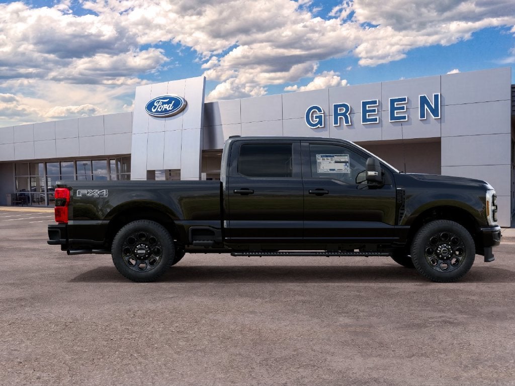 2027 Ford F-250SD XLT