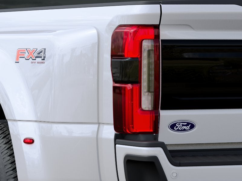 2027 Ford F-350SD Platinum DRW