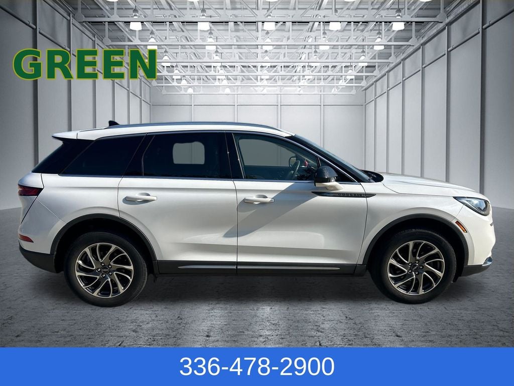 2022 Lincoln Corsair Standard