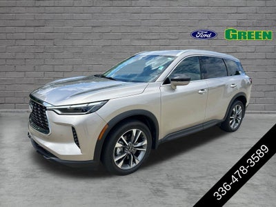 2023 INFINITI QX60 LUXE