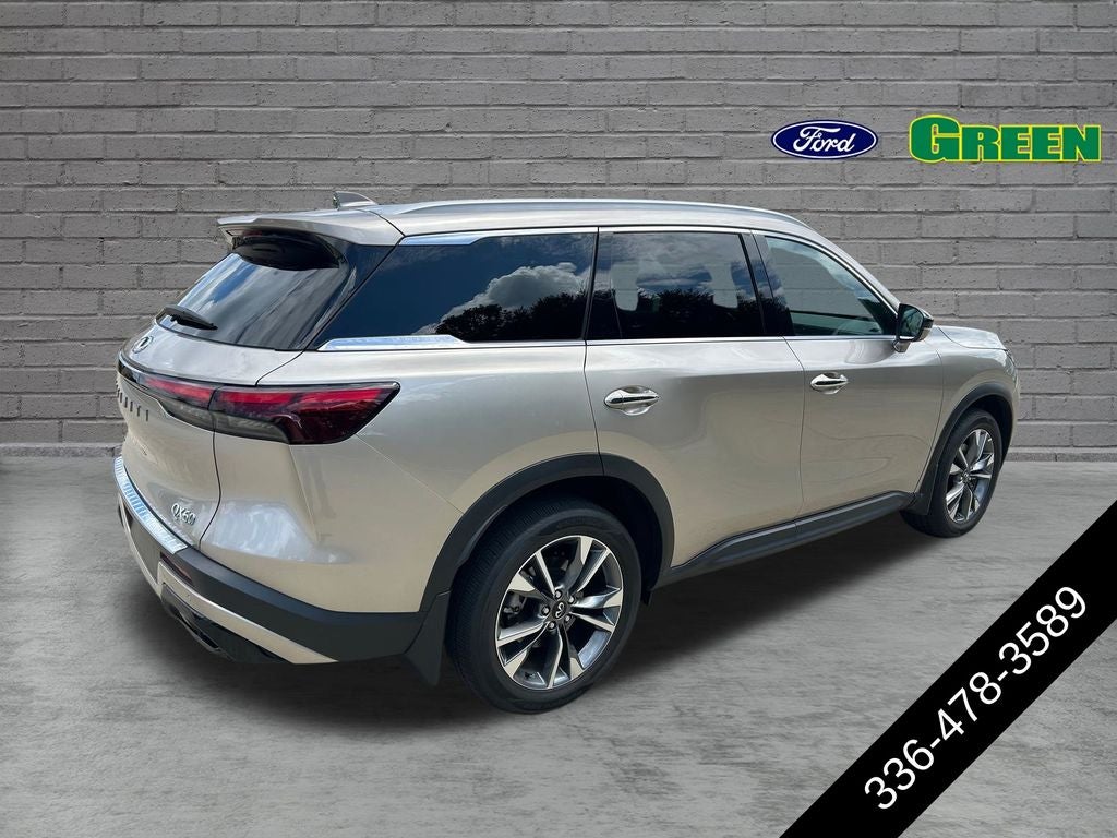 2023 INFINITI QX60 LUXE