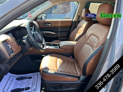 2025 Nissan Pathfinder Platinum